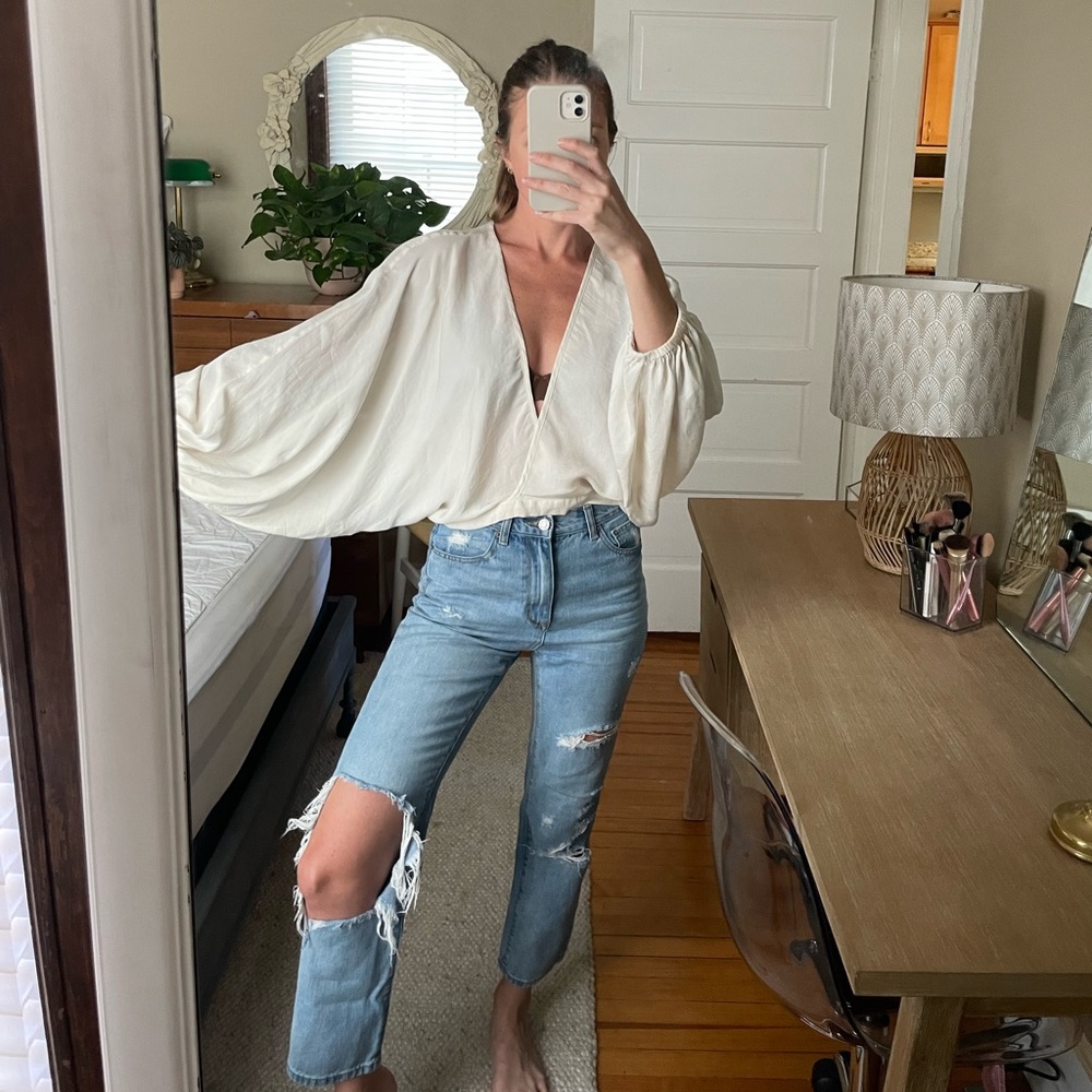 Silence & Noise UO Cream Satin Top